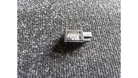 84746-50010 Кнопка SET датчиков давления в шинах lexus gs 300 б/у